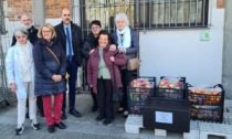 A Venaria lotta allo spreco: la frutta avanzata delle mense scolastiche destinata alla Caritas