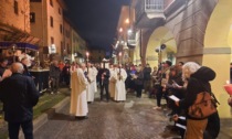 Gassino, la processione del Venerdì Santo con il Cataletto