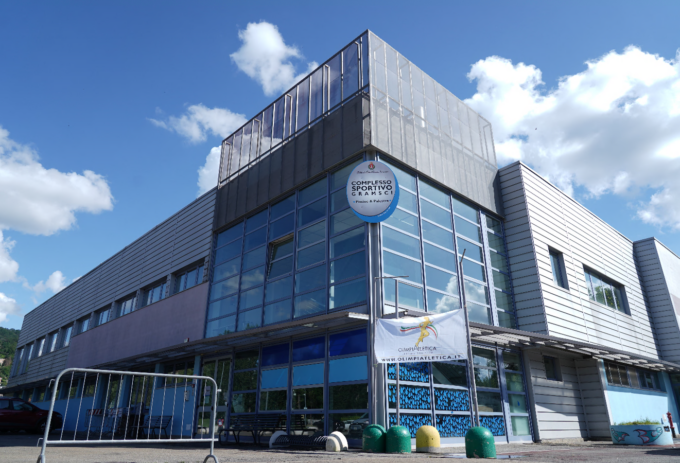 Il nuovo bando della piscina lascia tutti scontenti