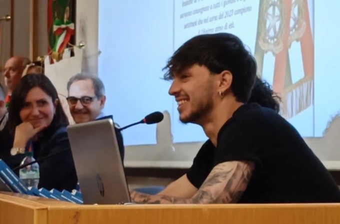 Settimo,  Consiglio comunale solenne con “sorpresa” per l’arrivo di Deddy