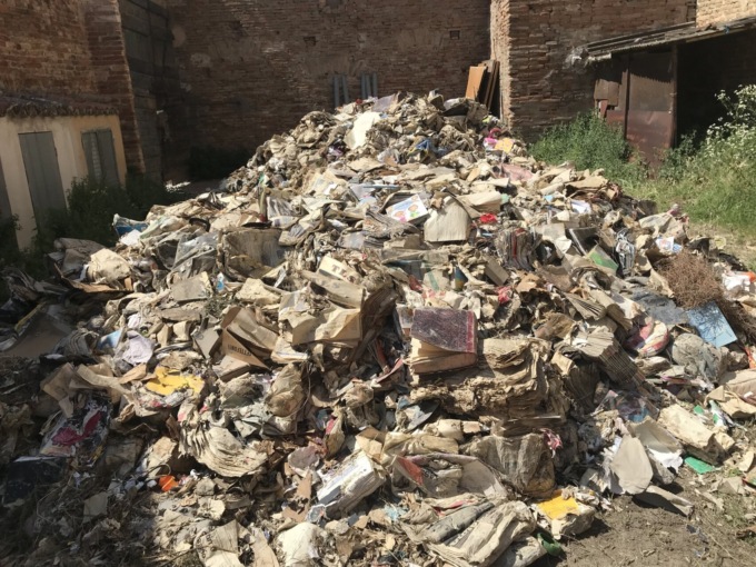“Adotta un libro per Faenza”: iniziativa per aiutare la biblioteca colpita dall’alluvione