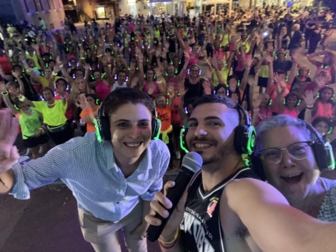 Asd Accendi lo spirito: bagno di folla per il “Fluo party” – Le immagini