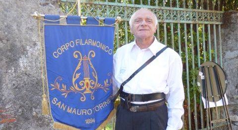 Il corpo filarmonico piange il suo “alfiere”: “Sarai sempre con noi”