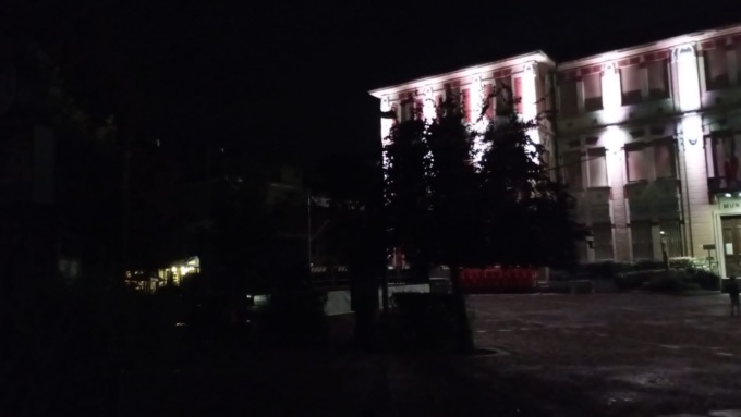 Troppe strade al buio: Maugeri e la Lega contro l’amministrazione