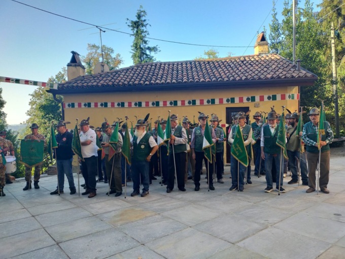Gli Alpini di Bardassano hanno fatto festa