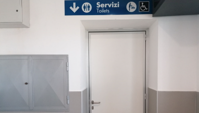 “Possibile che i bagni della stazione di Settimo siano chiusi da anni?”
