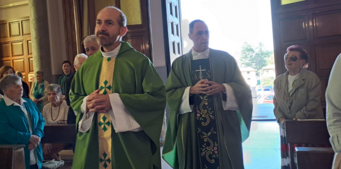 A Castiglione comunità in festa per il ritorno di don Martino