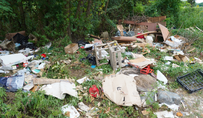 Gassino, in arrivo le prime fototrappole: con la nuova legge vita dura per gli incivili