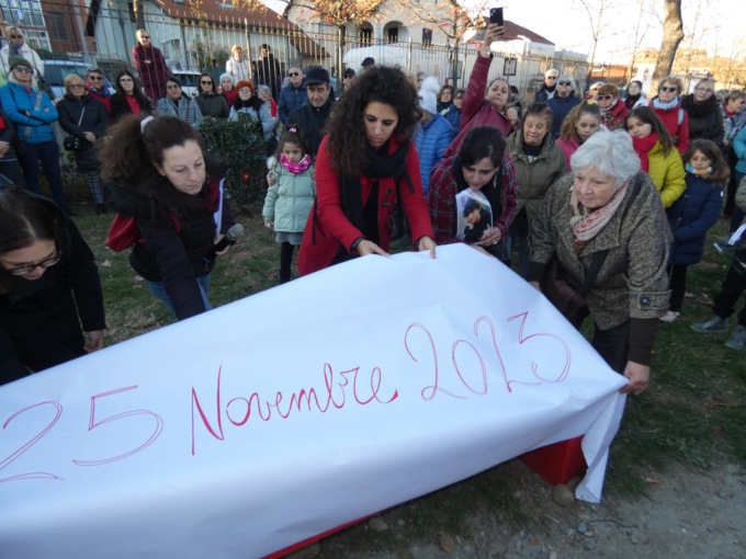 Giornata internazionale contro la violenza sulle donne: la galleria fotografica degli eventi settimesi