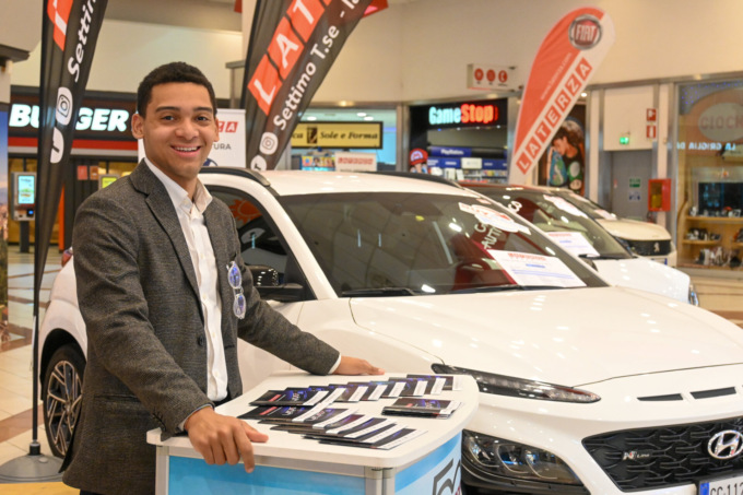 Laterza investe sui giovani: il caso della concessionaria di Settimo