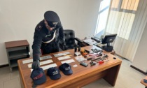 Auto rubate e "kit" per i furti: a Settimo scoperto il covo di una banda di malviventi