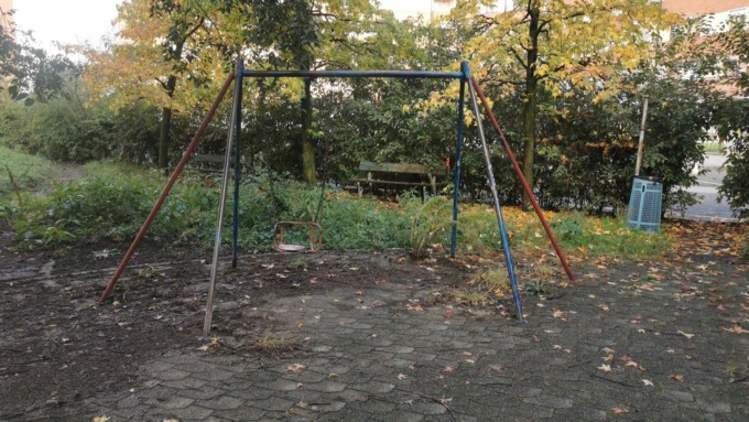 Degrado nel giardino, arriva l’ordinanza