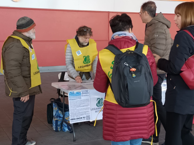 Stop consumo di suolo a Settimo: prosegue la raccolta firme