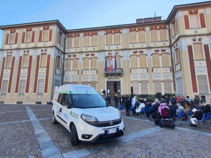 A Settimo un nuovo mezzo per portare alle visite le persone in difficoltà