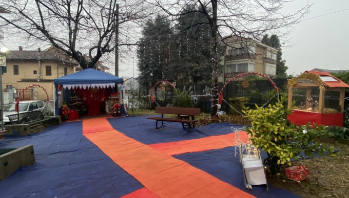 Gli Amici di via Montello accendono lo spirito del Natale