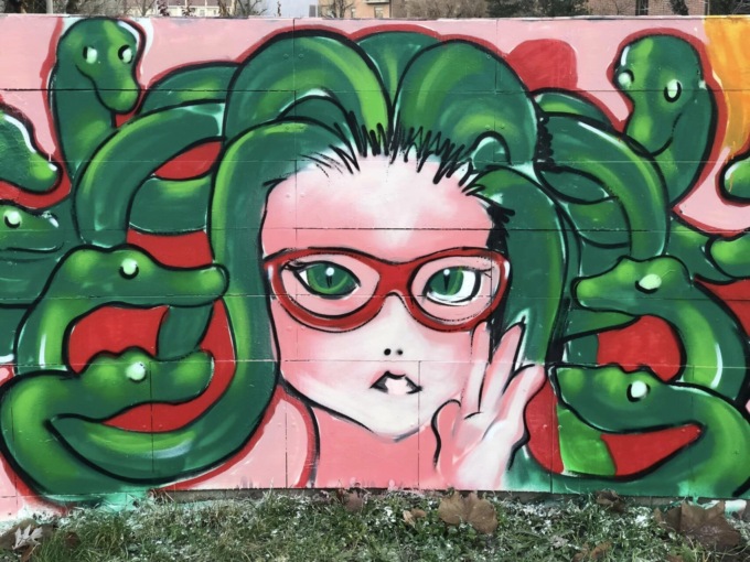 A San Mauro è rinato il murale dedicato alle donne vittime di violenza