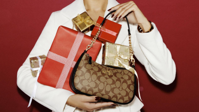 Al Torino Outlet Village regali unici: due weekend dedicati alla personalizzazione