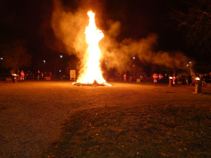 I falò della Befana chiudono le feste