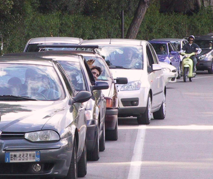 Tra le partite di rugby e di calcio parcheggiare è un’impresa