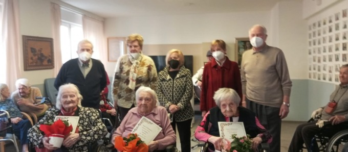 All’Rsa del Pescarito una visita speciale e un omaggio alle centenarie