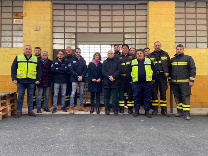 Ben 28 tonnellate di pellet confiscato donati ai Vigili del fuoco torinesi