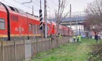 Donna morta sui binari a Settimo: traffico ferroviario in tilt