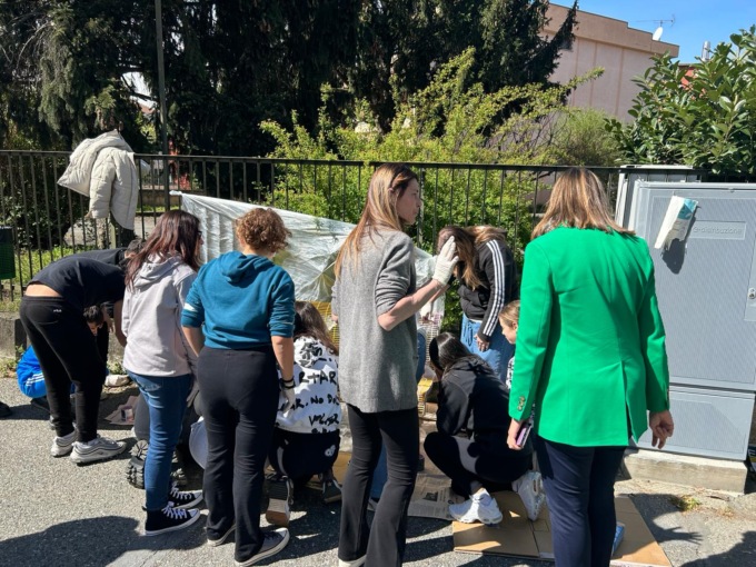 A San Mauro una panchina lilla per sensibilizzare sul tema dei disturbi alimentari