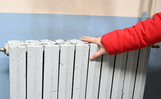 Famiglie al freddo al Borgo Nuovo: “Qui siamo senza riscaldamento e acqua calda da giorni”