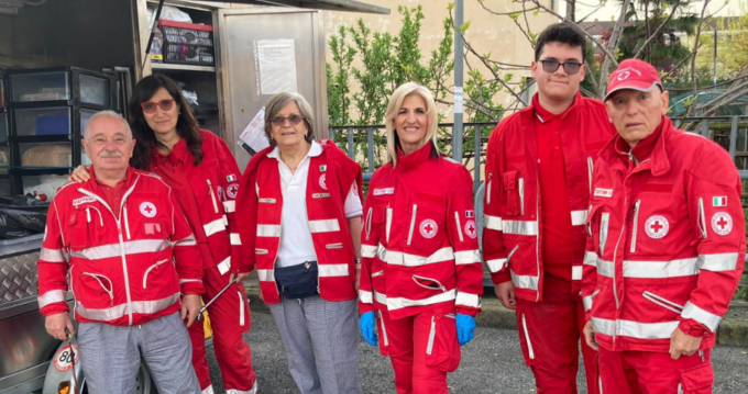 La Croce rossa di Settimo ha archiviato un altro mercatino di successo