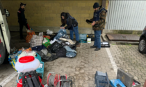 Trovati nel campo nomadi abbigliamento e materiale edile rubati per 50mila euro