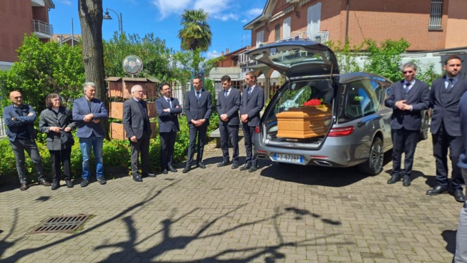 L’addio di San Raffaele a Buemi: “Ha rappresentato la politica vissuta in prima linea”