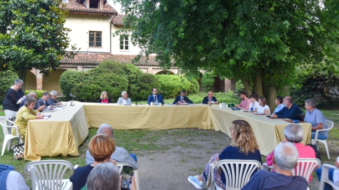 A Castiglione primo consiglio comunale all’aperto: ecco la giunta