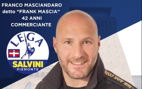 Saluto romano e raduno dei camerati: bufera sul candidato della Lega di Settimo