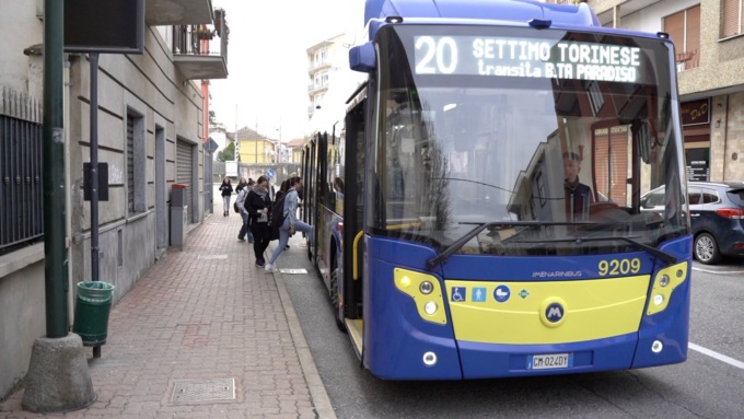 Settimo: la linea 20 ora serve anche Fornacino