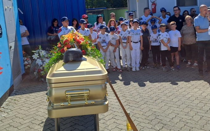 Bc Settimo: una folla per dire addio a Ernesto Wong – VIDEO e FOTO