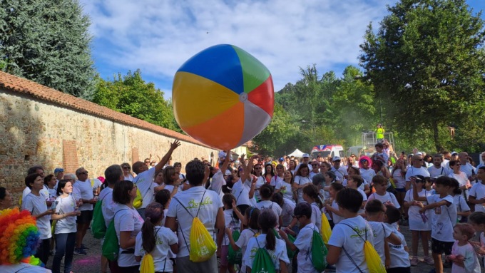 Hope Color a Castiglione: un’onda variopinta che ha travolto tutti
