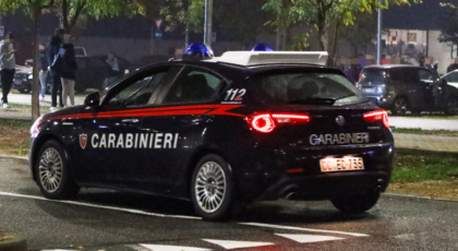 Settimo Torinese, lite in un bar degenera: spunta un coltello da 20 centimetri