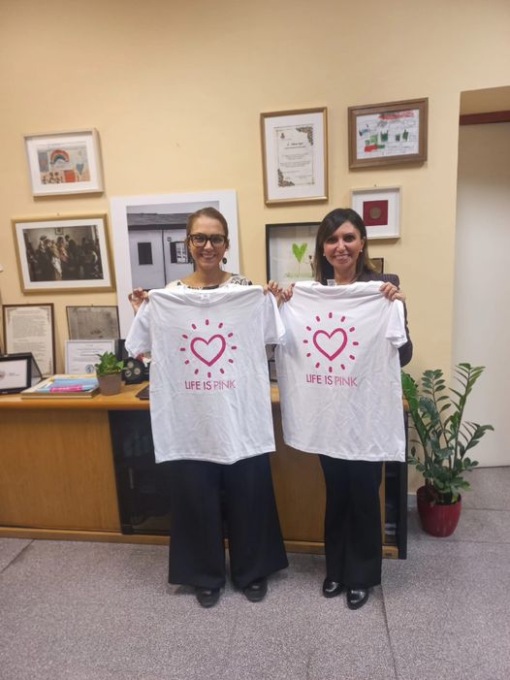 Ottobre rosa a Settimo: il Comune aderisce alla campagna #lifeispink