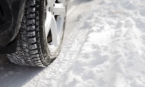 Dal 1º novembre sul territorio metropolitano obbligo di gomme da neve o catene su strade di montagna e collina