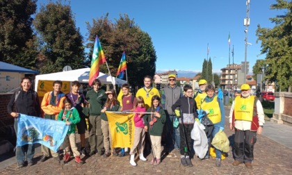 Puliamo il mondo a San Mauro: uno scout trova il defibrillatore sparito ore prima