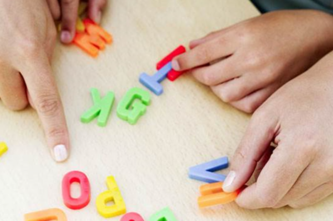 Screening sulle difficoltà scolastiche: un incontro in biblioteca a Settimo Torinese