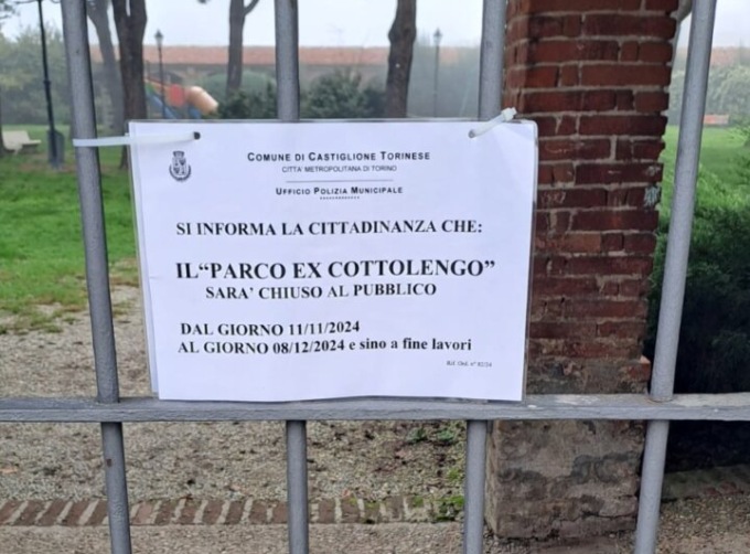 A Castiglione parco “ex Cottolengo” chiuso per lavori: arrivano i nuovi giochi inclusivi