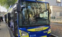 Tenta di rapinare un passeggero sul bus 8