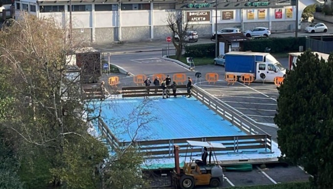 A Gassino primo Natale con la pista di pattinaggio: ecco quando aprirà