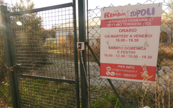 C’era una volta Rimbalzopoli: dove giocavano i bimbi ora ci sono solo rifiuti