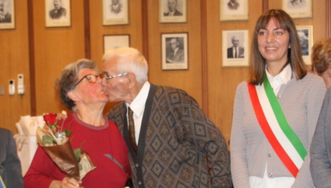 San Mauro ha celebrato le sue coppie di “diamante” e “platino” e i decani over 90