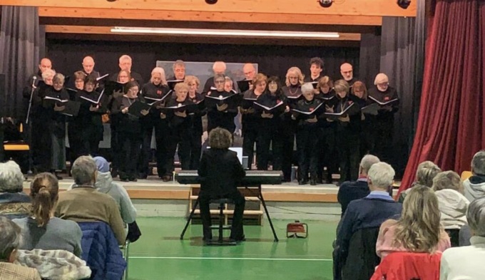 A Rivalba serata di auguri, musica e solidarietà