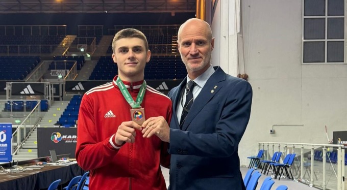 Karate: grande risultato per il 17enne settimese Riccardo Verrastro