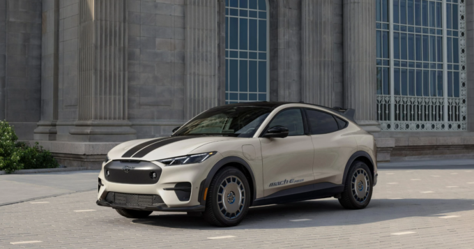 Ford Mustang Mach E: ecco le novità del 2025