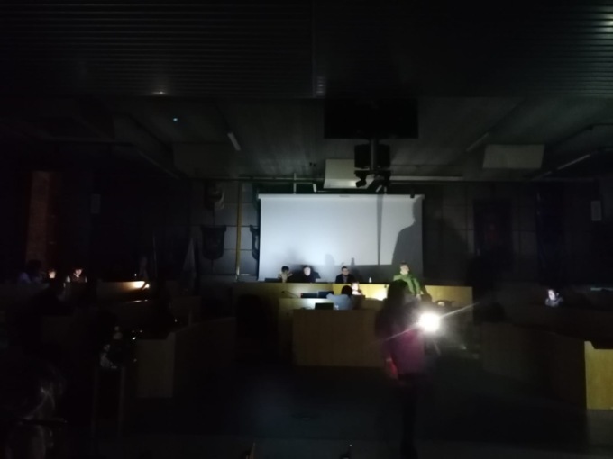 Blackout in centro a Settimo, anche i consiglieri comunali restano al buio